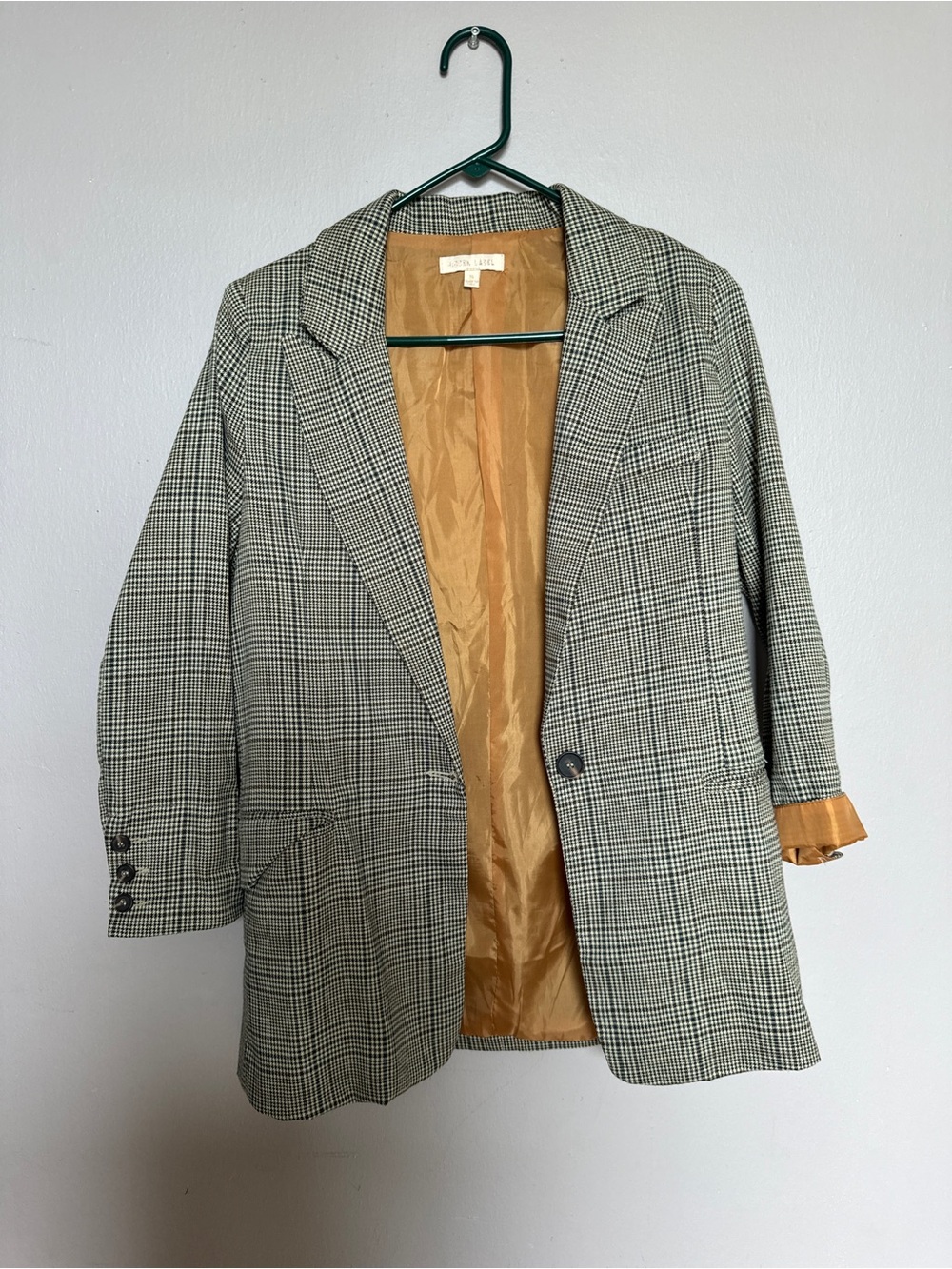Vintage-Style Women's Checked Blazer in Black & White with Gold Lining